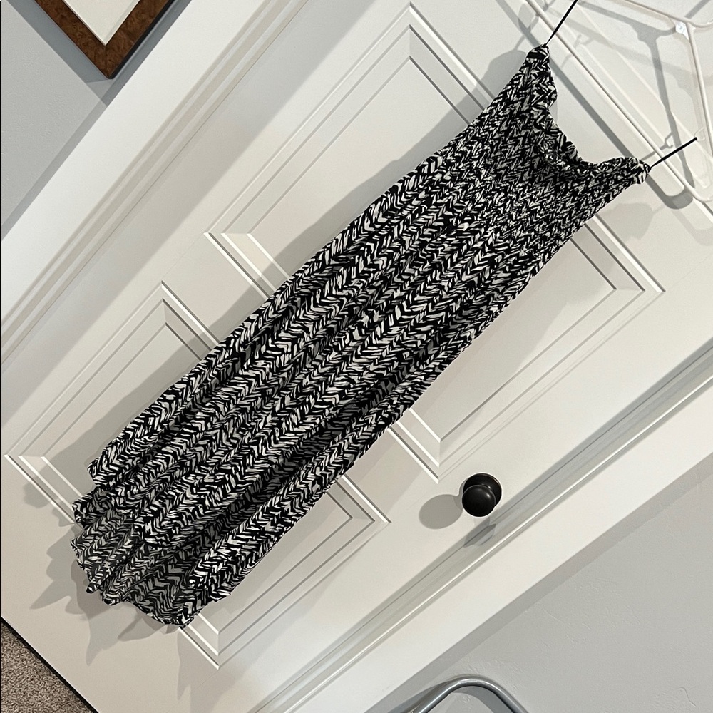 Cotton On Black and White Strapless Dress